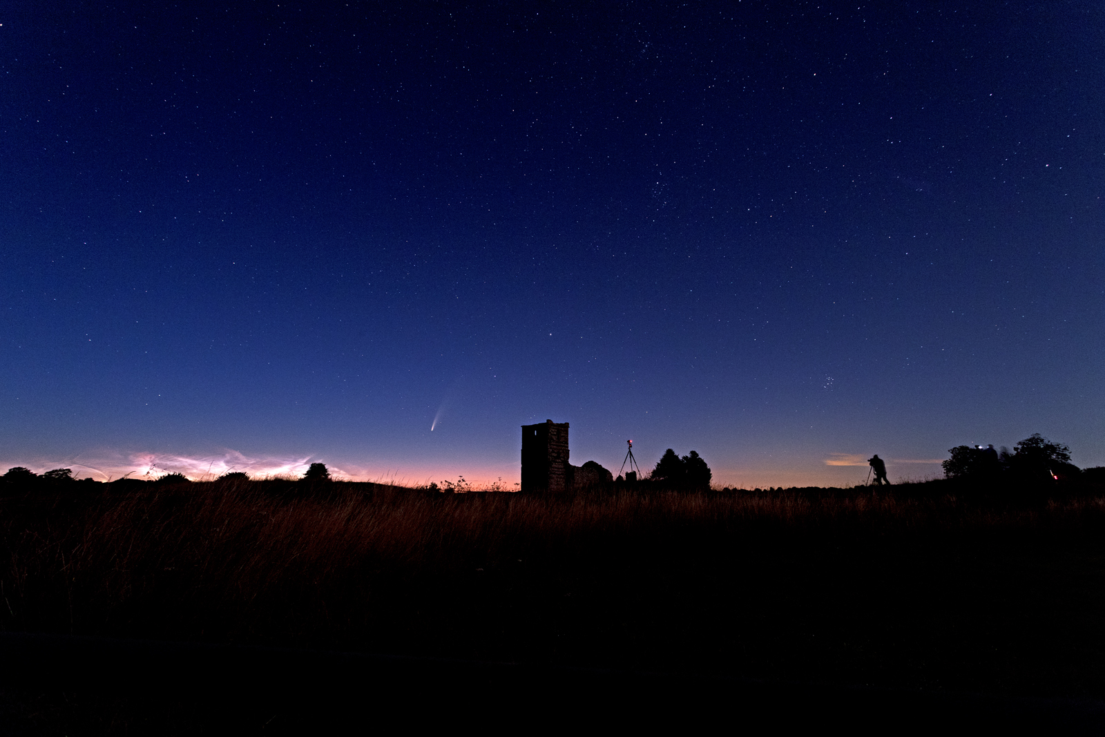 Astro imagers comet Neowise.